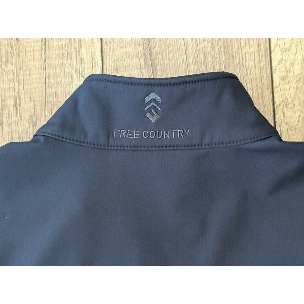 Free Country Men's Super Softshell Wind/Water Resistant Zip Lined Jacket Blue XL